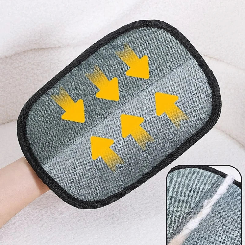 Pet Hair Removal Glove – Washable, Portable, Gentle on Fabrics